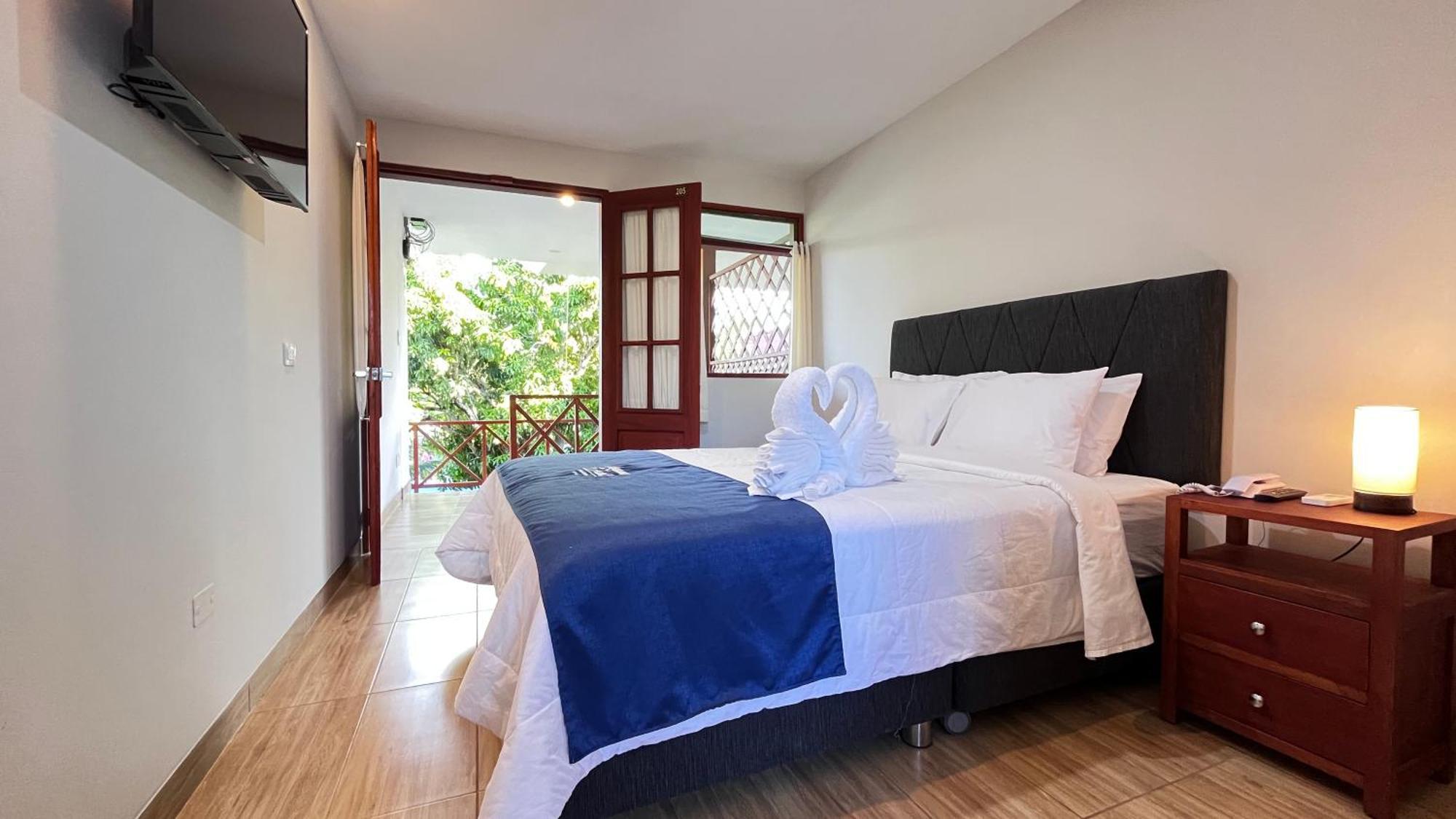 Laguna Azul Hotel & Suites Sauce Buitenkant foto