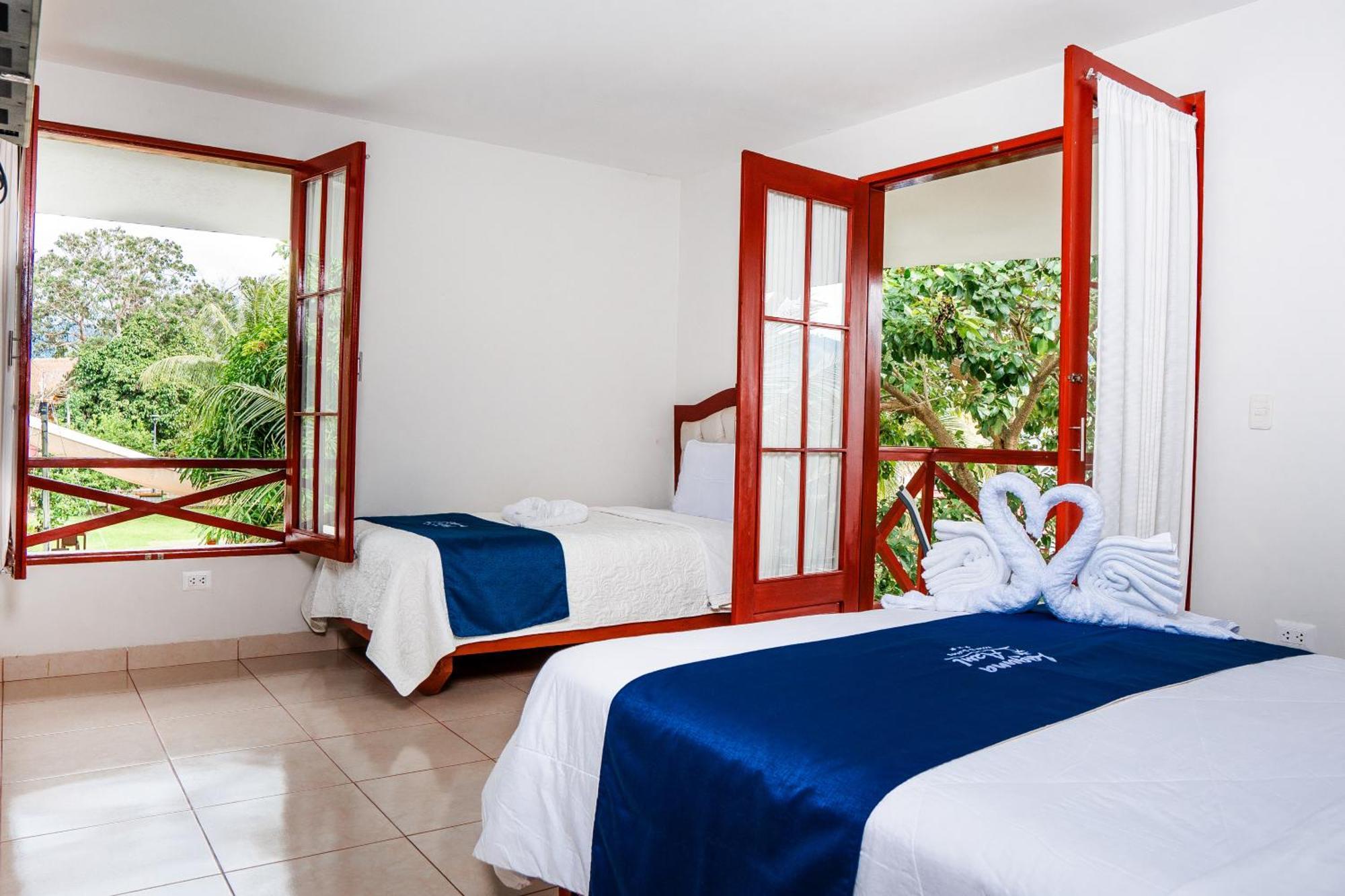 Laguna Azul Hotel & Suites Sauce Buitenkant foto