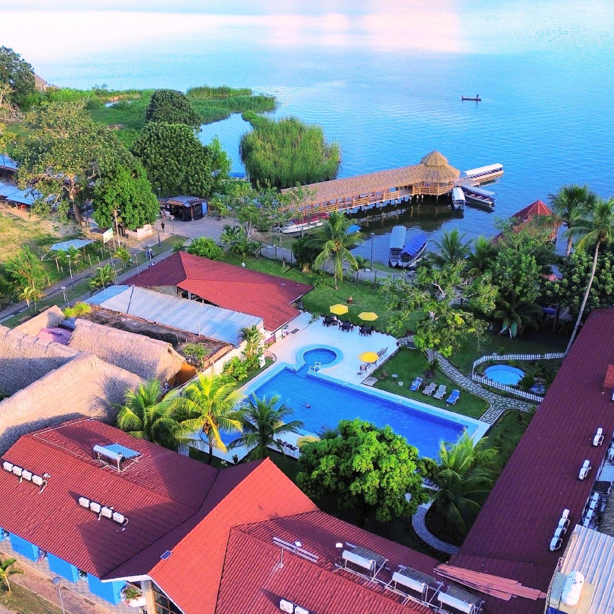 Laguna Azul Hotel & Suites Sauce Buitenkant foto